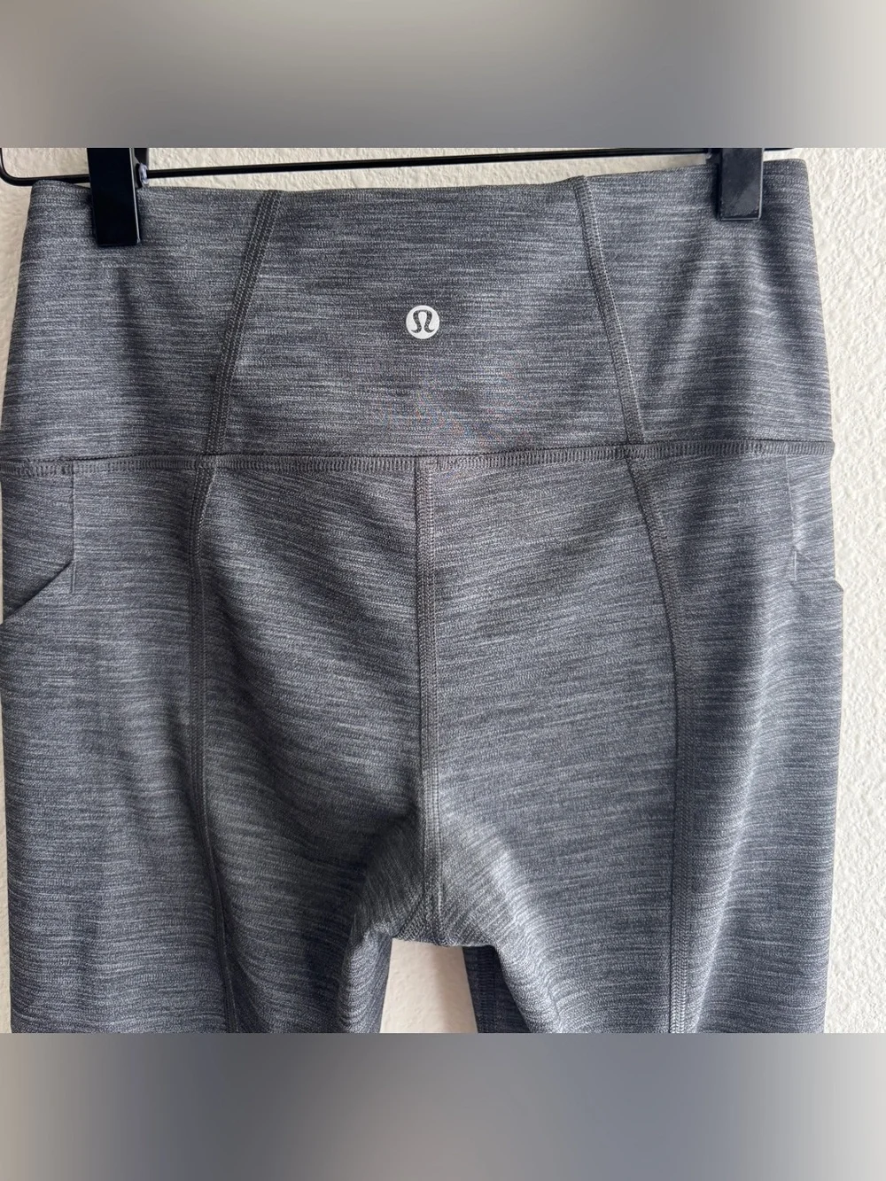 Lululemon Speed Up 7/8 Tight 25” Heathered Black Size 4